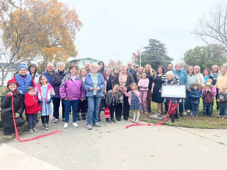 Dolly Parton’s “Coat of Many Colors” Launches Orland’s New StoryWalk