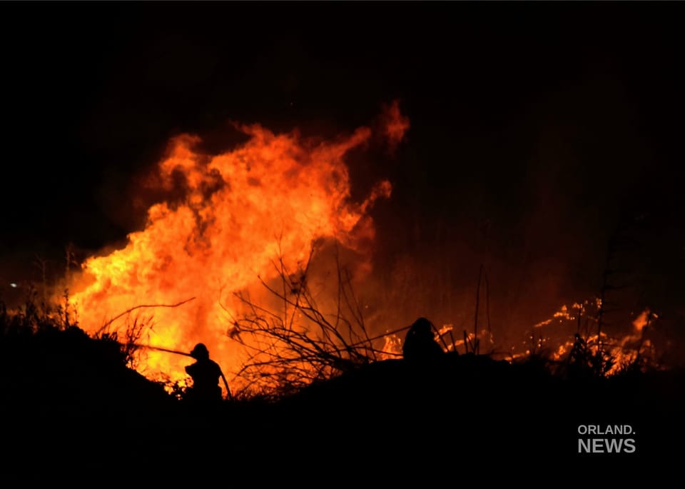 Creek Fire burns 44 acres, threatening homes north of Orland
