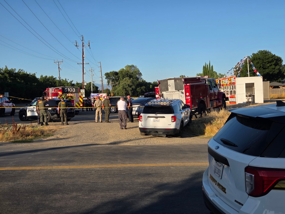 Man shot in head at Hamilton City fireworks stand; suspects fled toward Orland